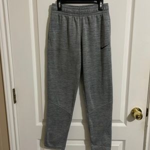 Nike Therma-Fit Boys Joggers